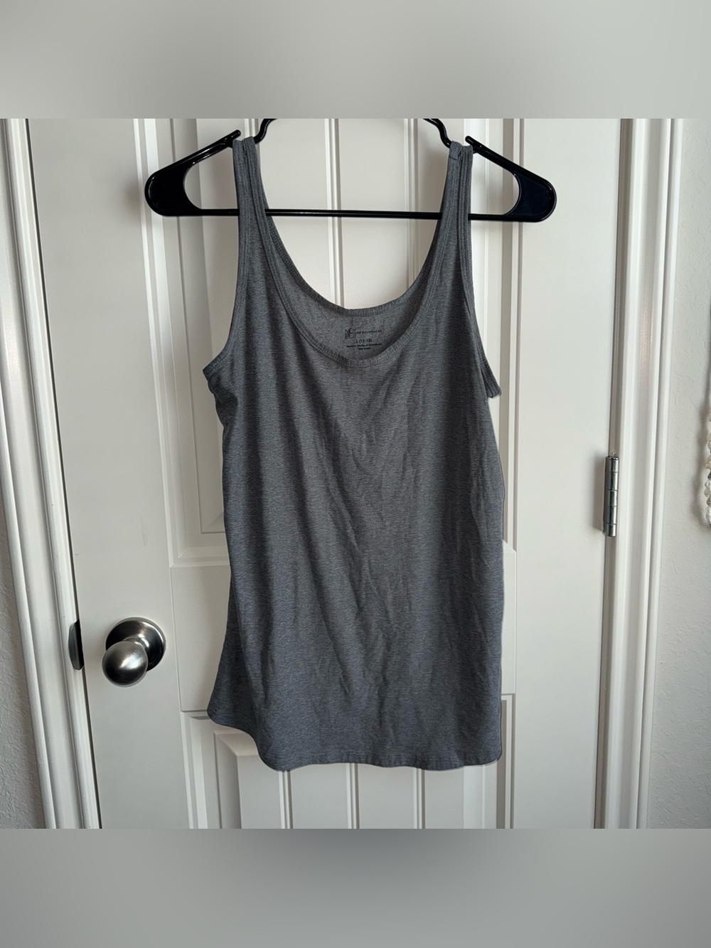 No Boundaries Gray Scoop Neck Tank Top